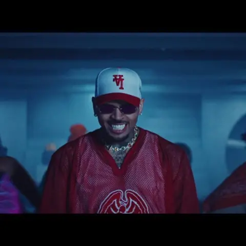 Chris Brown – Summer Too Hot cover
