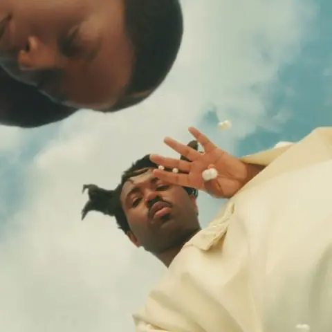 Sampha – Suspended cover